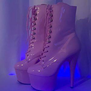 Stiletto boots